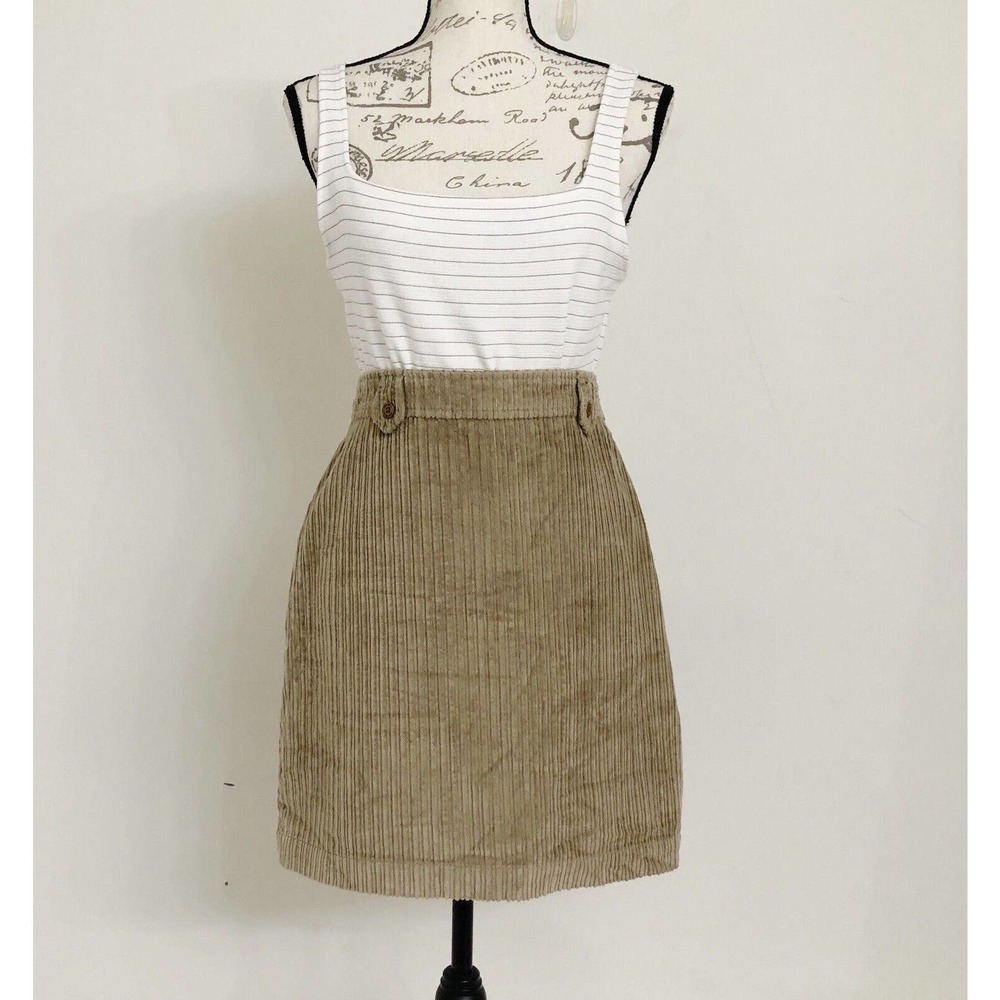 Vintage 90's Eddie Bauer Ultra Wide Whale Corduroy Beige Short Skirt size 8